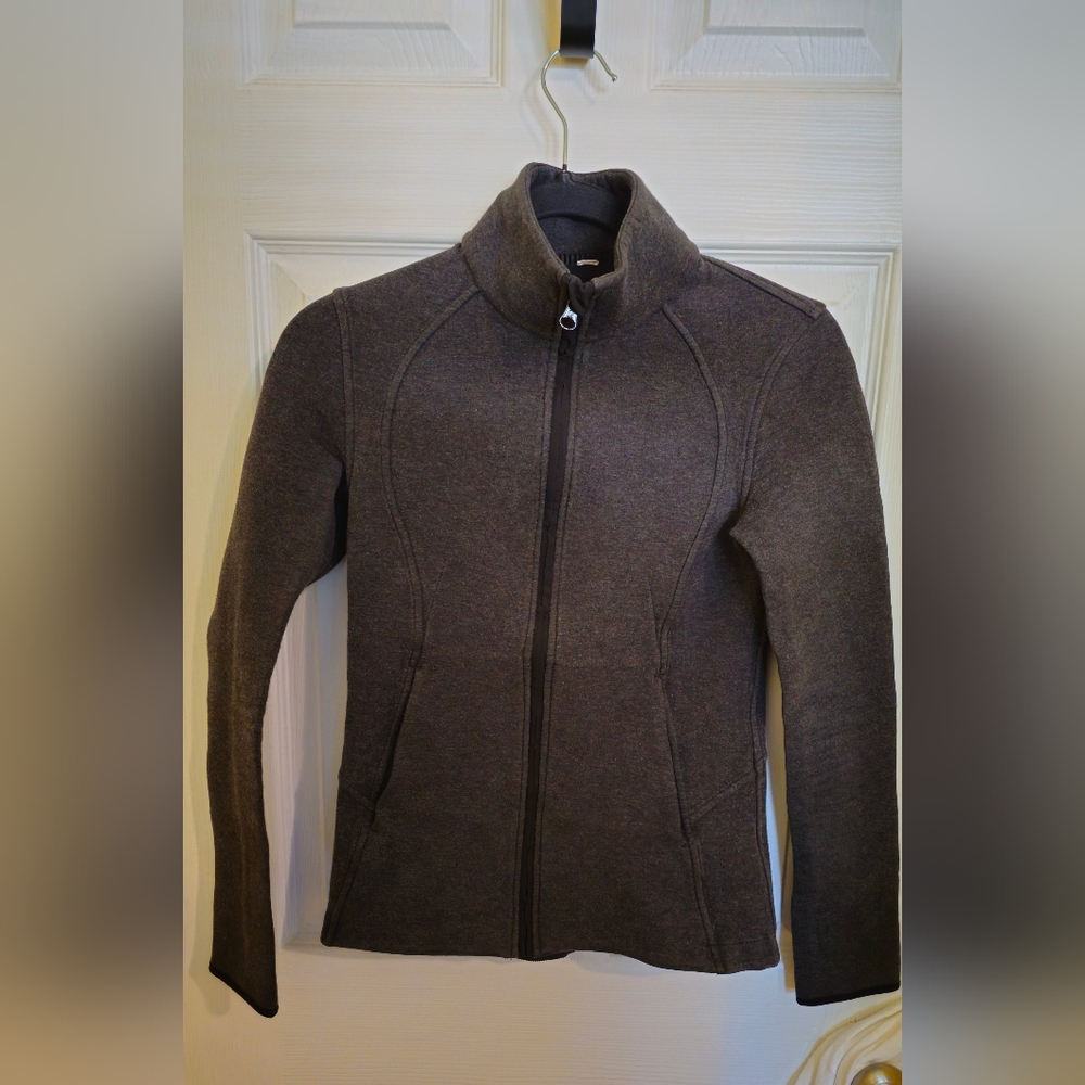 Lululemon Insculpt Jacket - Picture 4 of 15